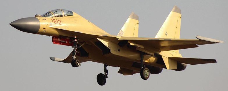 J-16_05.jpg