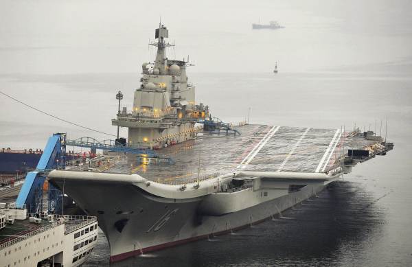 china-aircraft-carrier-liaoning-commissioned.jpg