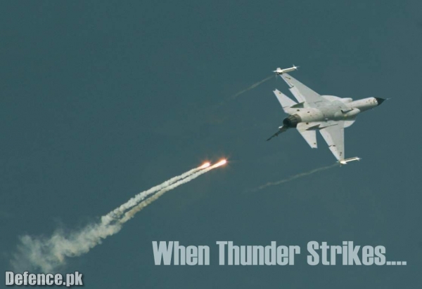 JF-17_flares-01.JPG