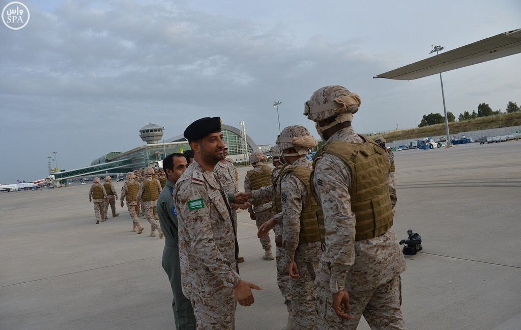 Cif2toxW0AARalT.jpg:large