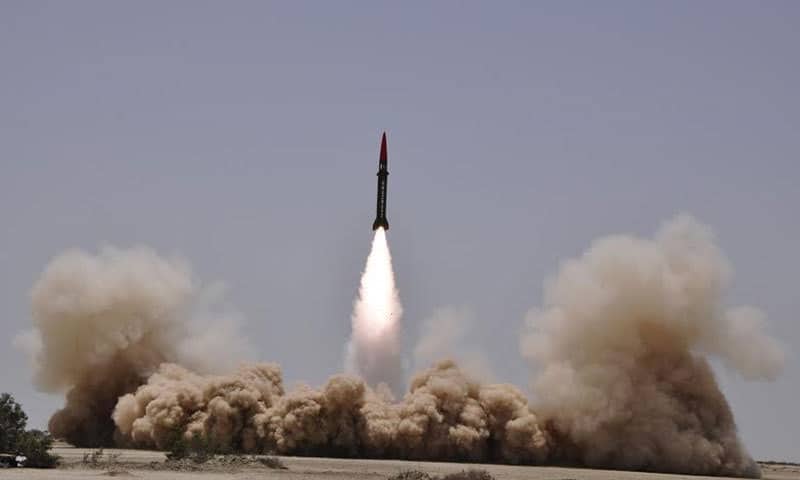 Pakistan-tests-Shaheen-II-ballistic-missile.jpg
