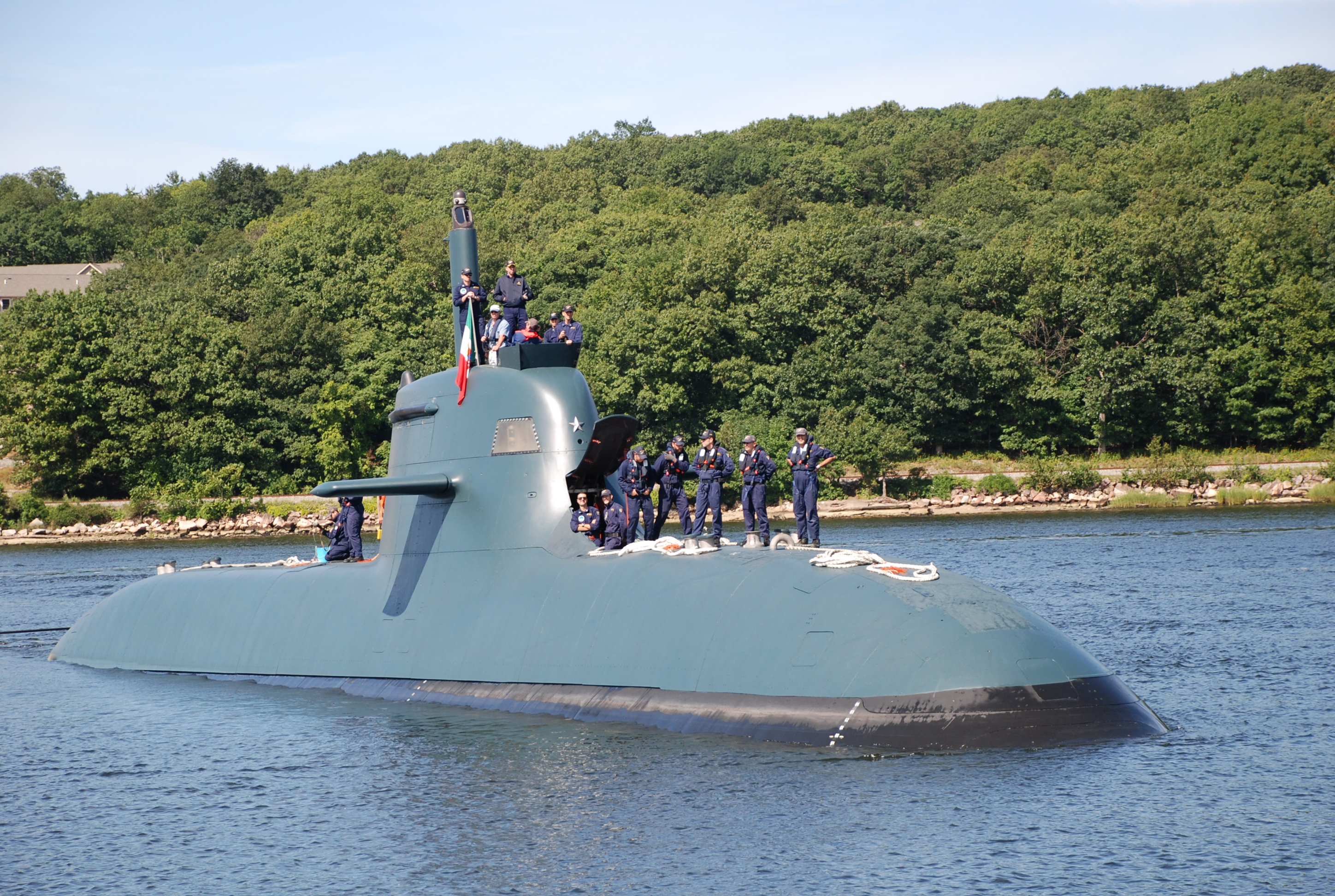 Submarine_Scire_(S-527).jpg
