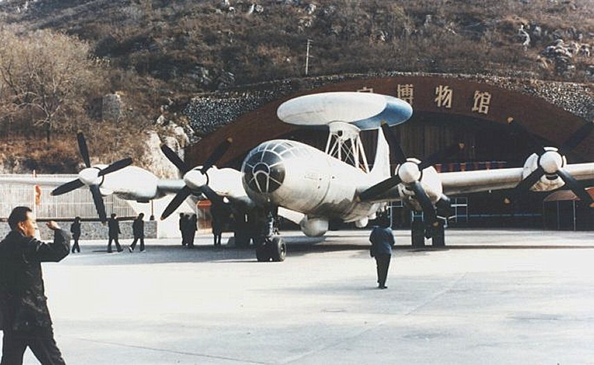 china_gt_aircraft_TU4aew_01.jpg