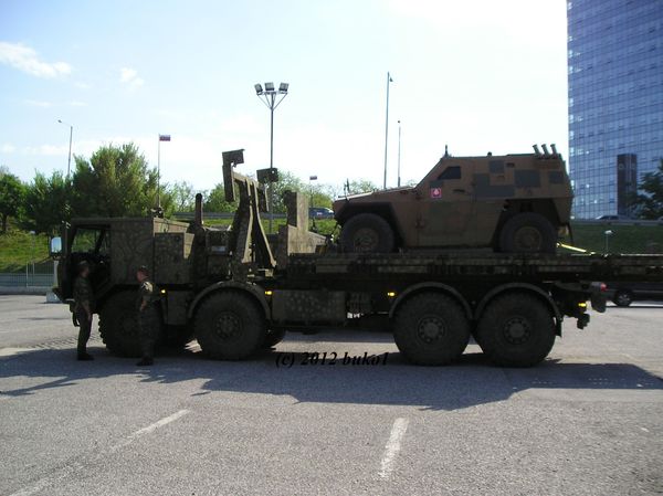 T-815-7_1010007.JPG