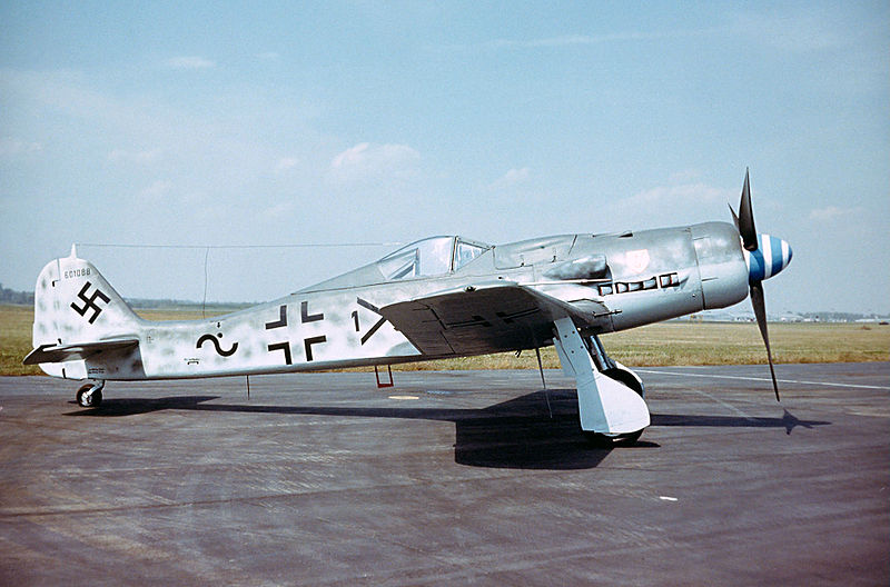 800px-Fw_190_D-9_Silhouette.jpg