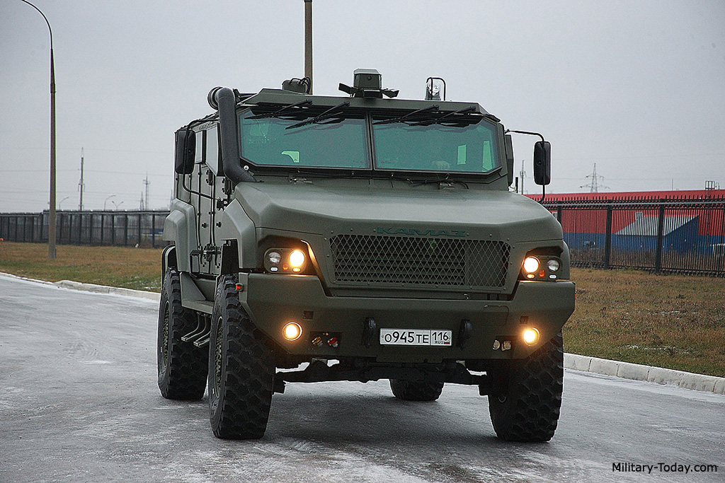 kamaz_53949_l1.jpg