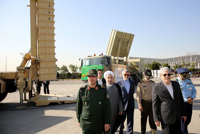 New_Iranian-made_Bavar-373_air_defense_missile_system_has_greater_range_than_Russian_S-300_640_001.jpg