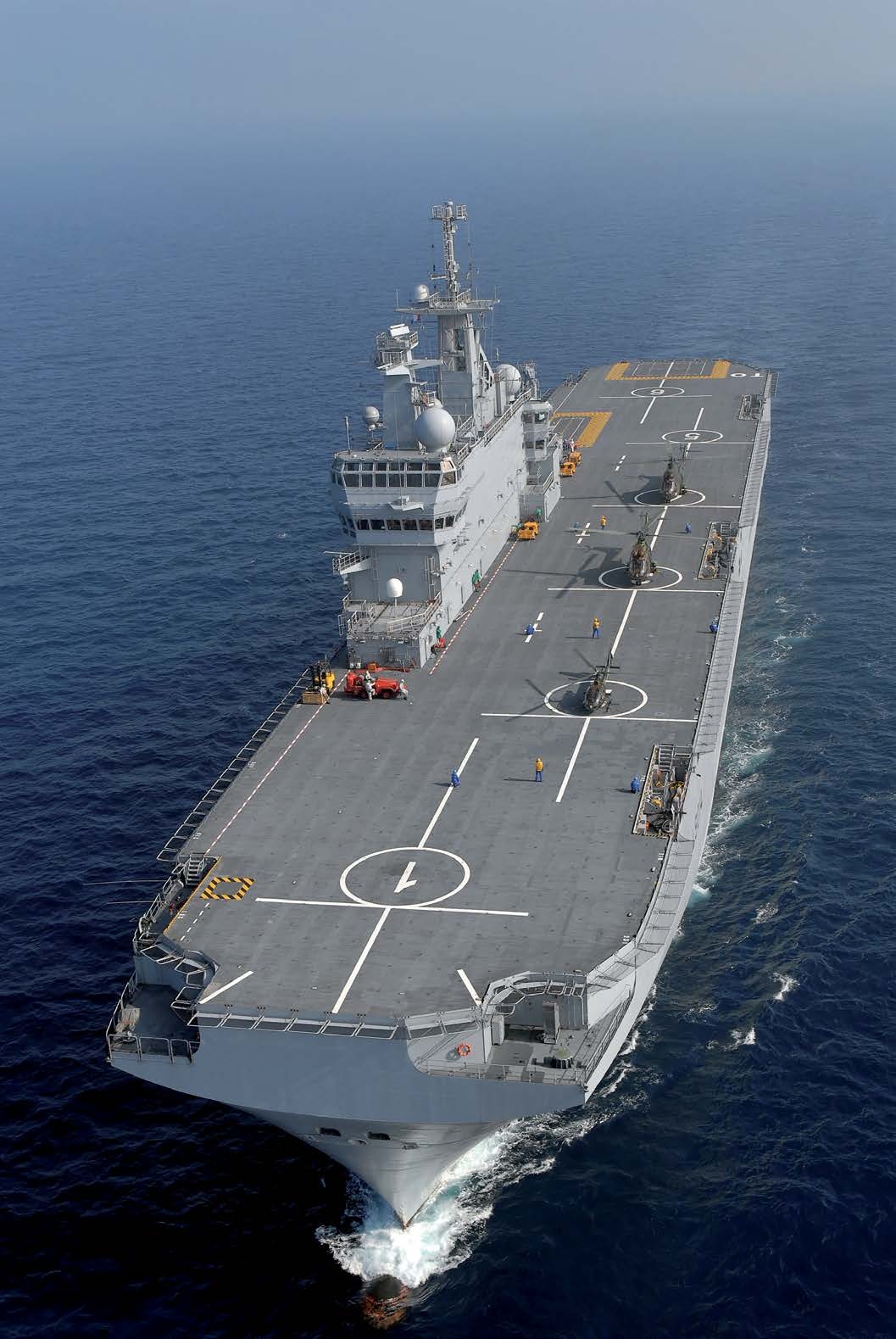 LHD-Mistral.jpg