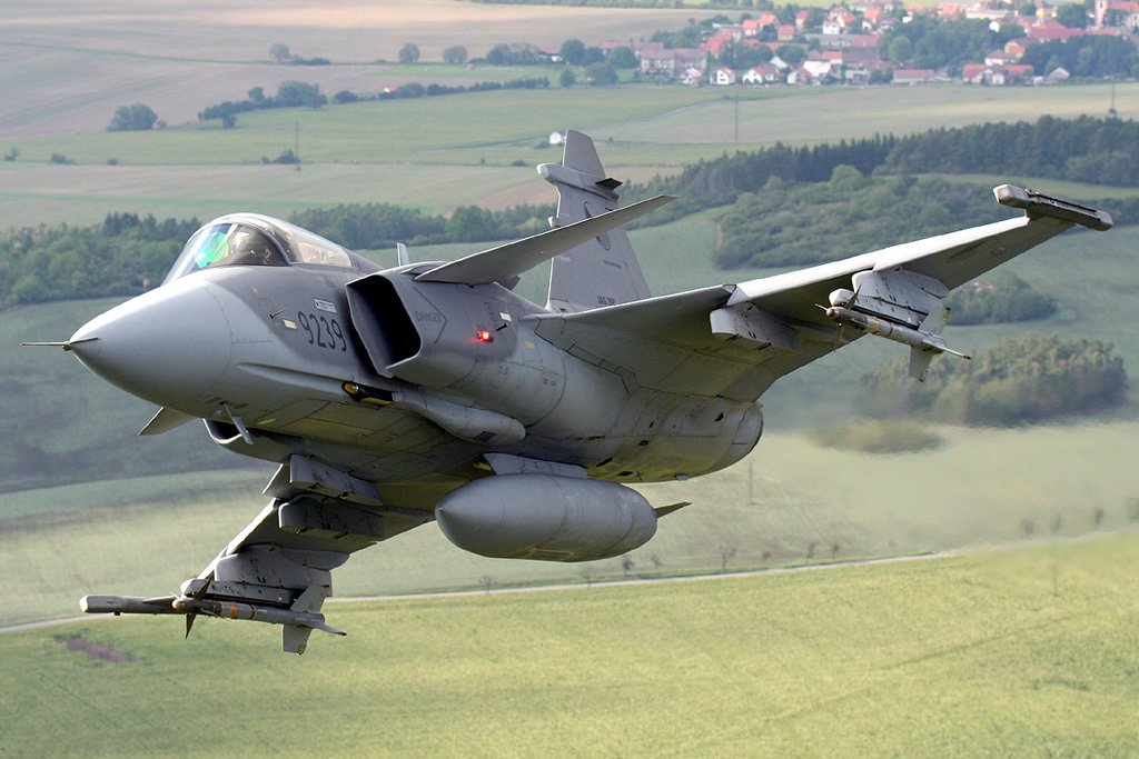 gripen-1.jpg