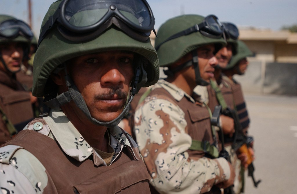 6th_iraqi_Division_Military_Police_iraqi_Army_001_f.jpg