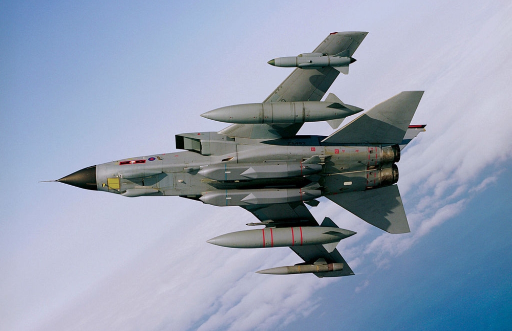 Tornado_RAF_Storm_shadow_2.jpg