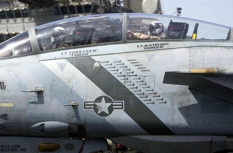 f-14_46.jpg