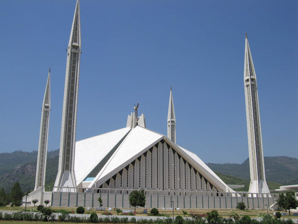 37858,xcitefun-faisal-mosque-in-islamabad-pakistan.jpg