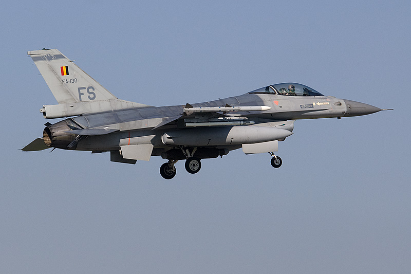 F16AM_FA130.jpg