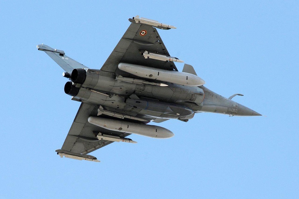 French-Navy-Receives-1st-Rafale-M-Fighter-Upgraded-to-F3-R-Standard.jpg