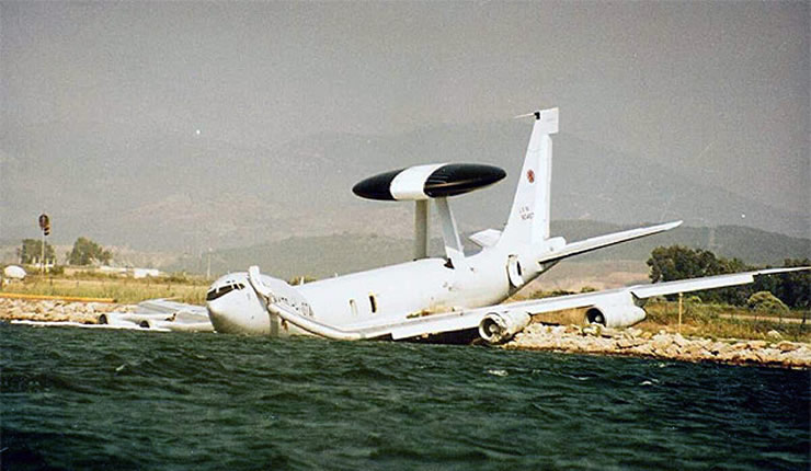 Aircraft_Mishap_Photos_Crash_Pics_BO.jpg