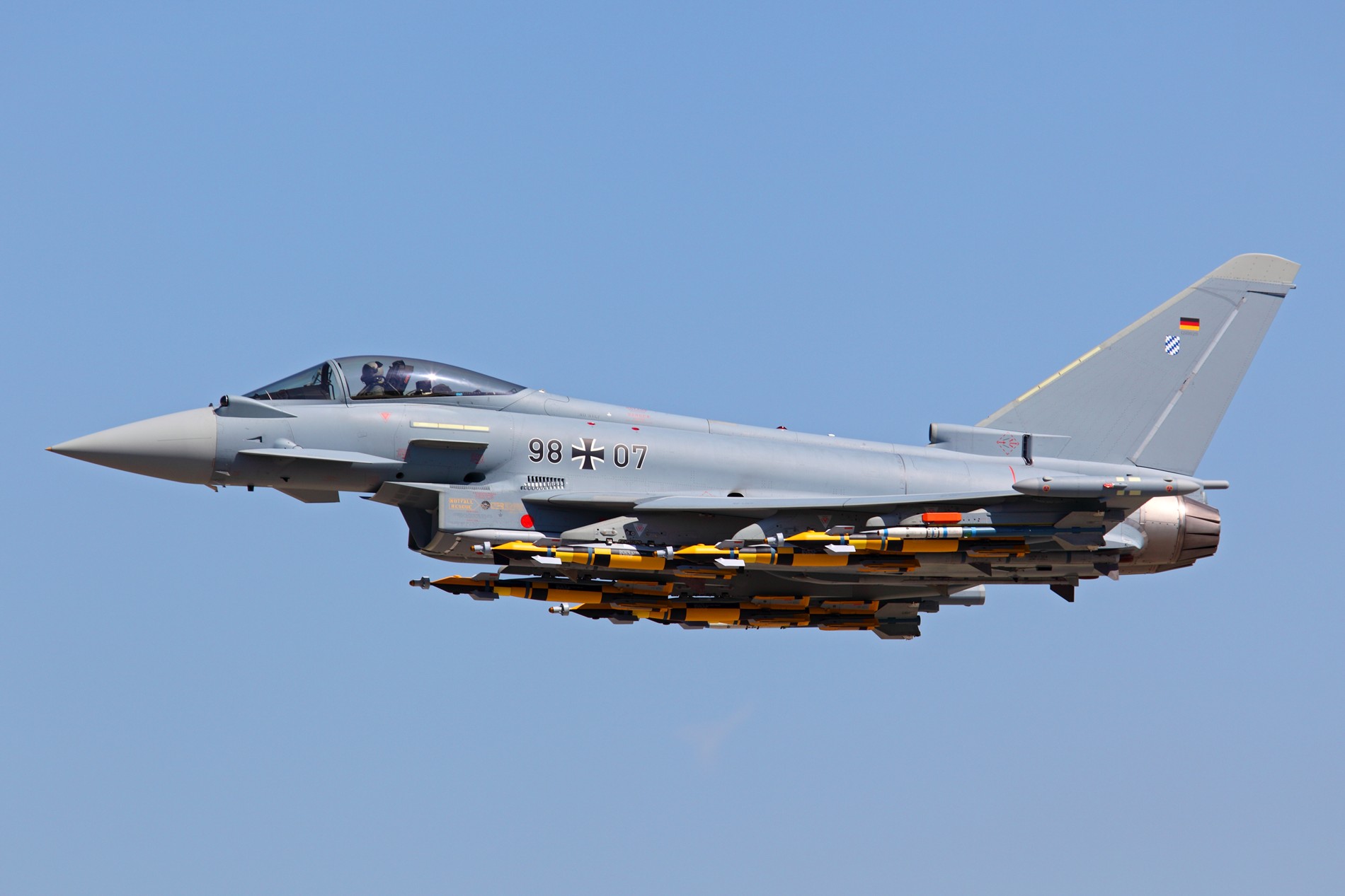 Eurofighter_Typhoon_Luftwaffe.jpg