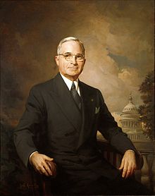 220px-HarryTruman.jpg