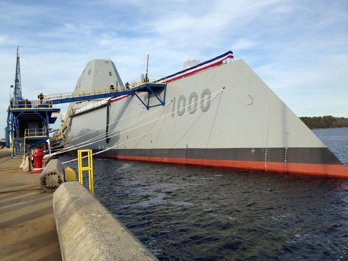 zumwalt-ddg1000-09.jpg