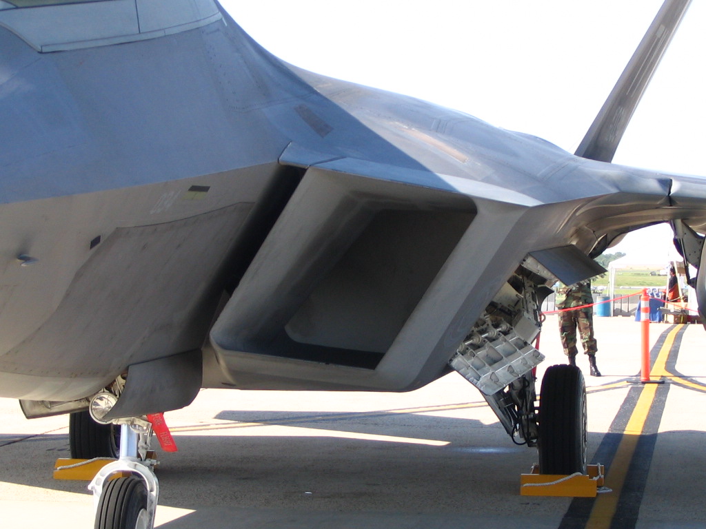 f-22a_02-4034_11_of_11.jpg