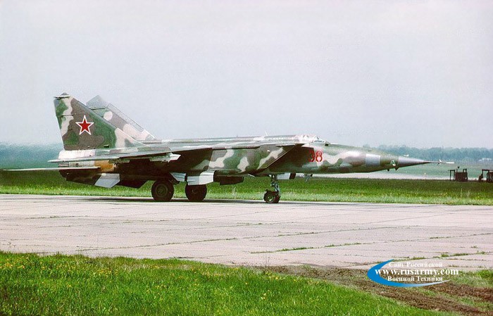 mig-25rbsh%20001.jpg