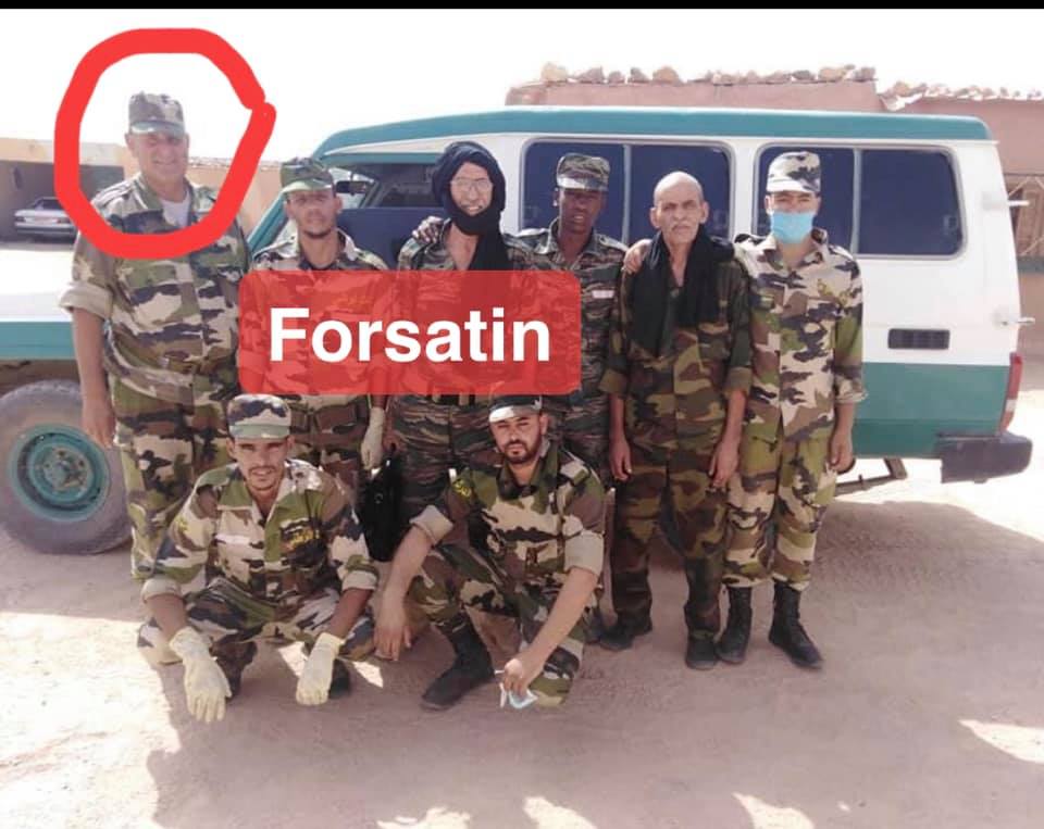 May be an image of 5 people, outdoors and text that says 'Forsatin'