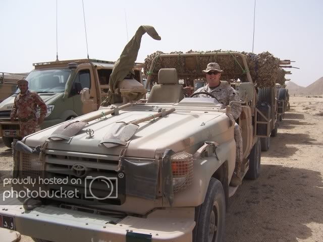 OmaniArmyLandCruiser70SeriesOman200.jpg