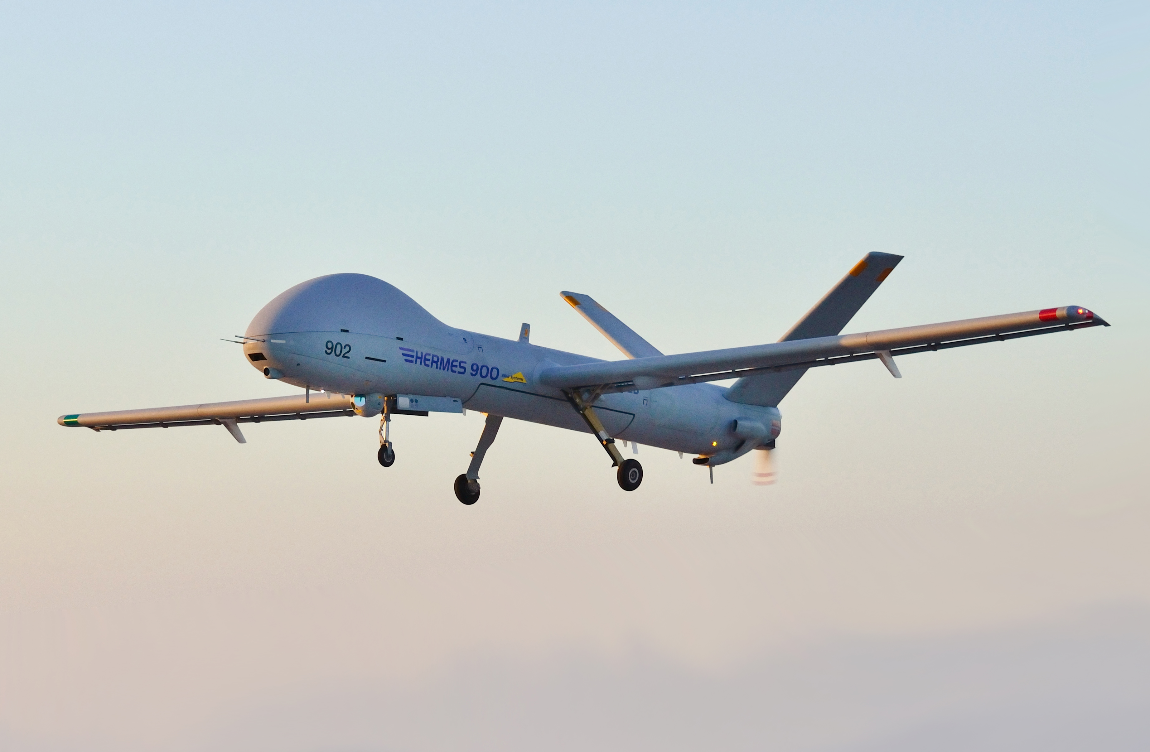 Elbit_Systems_900_take_off.jpg