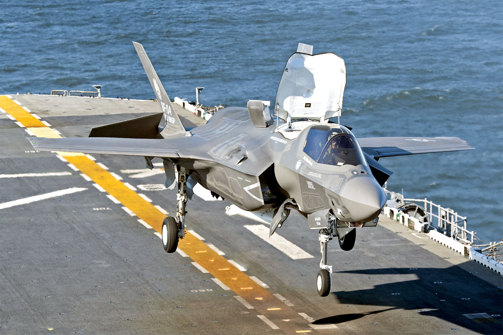 F-35B-VTOL-On-Carrier.jpg