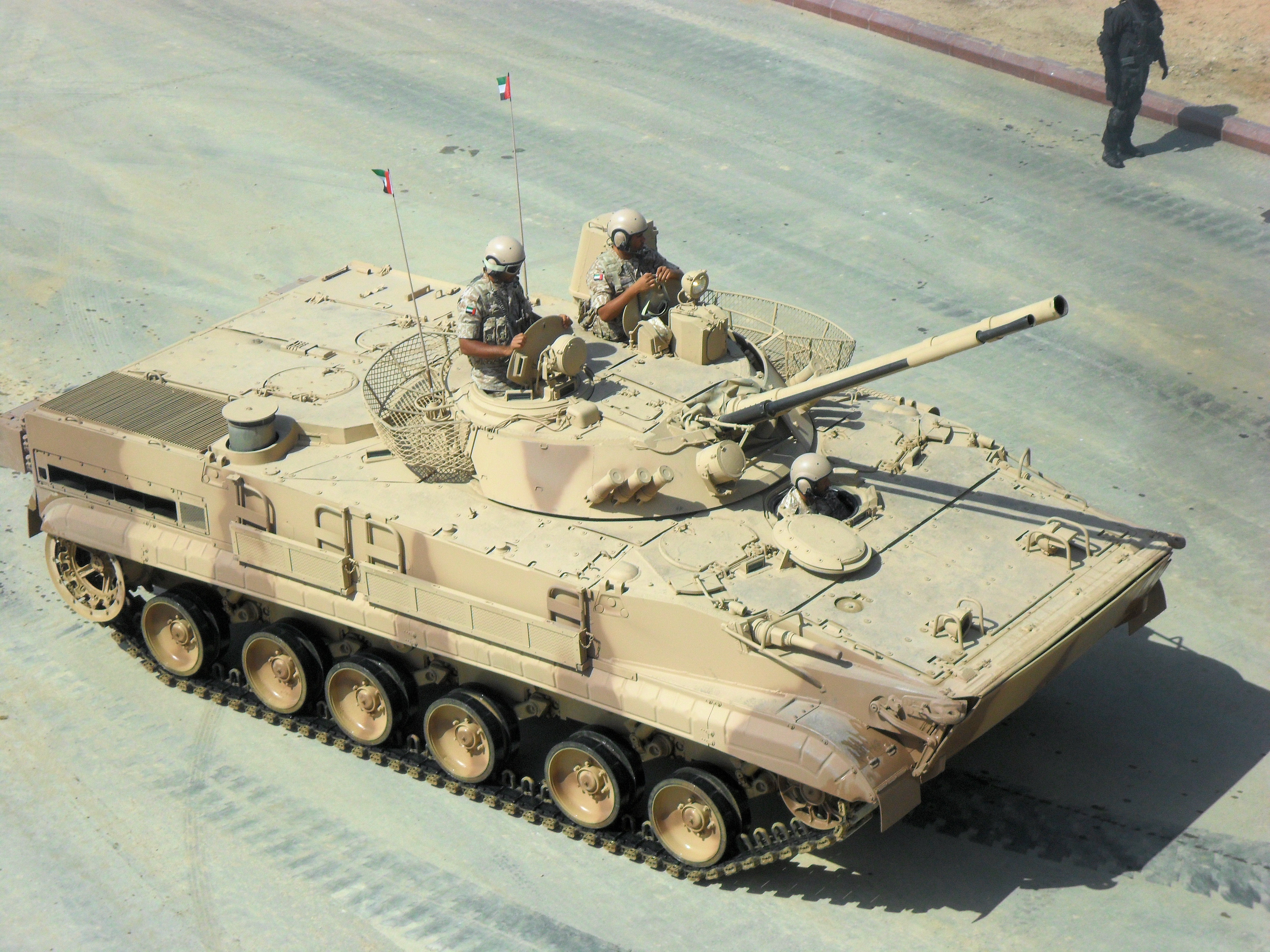 bmp-3_uae_4_of_7.jpg