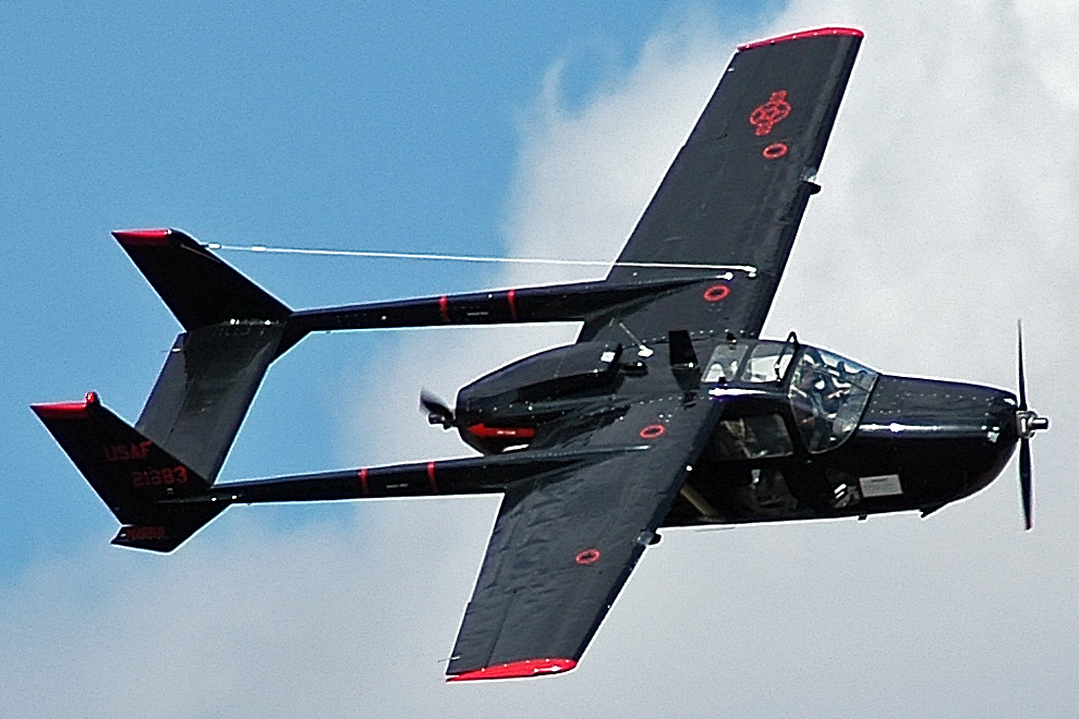 Cessna_Skymaster_O-2_5.jpg