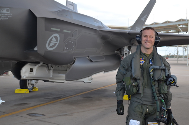 norwegian-f-35-pilot_66075.jpeg