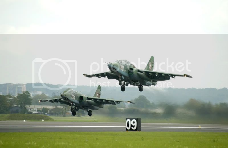 su25takeofffe0.jpg