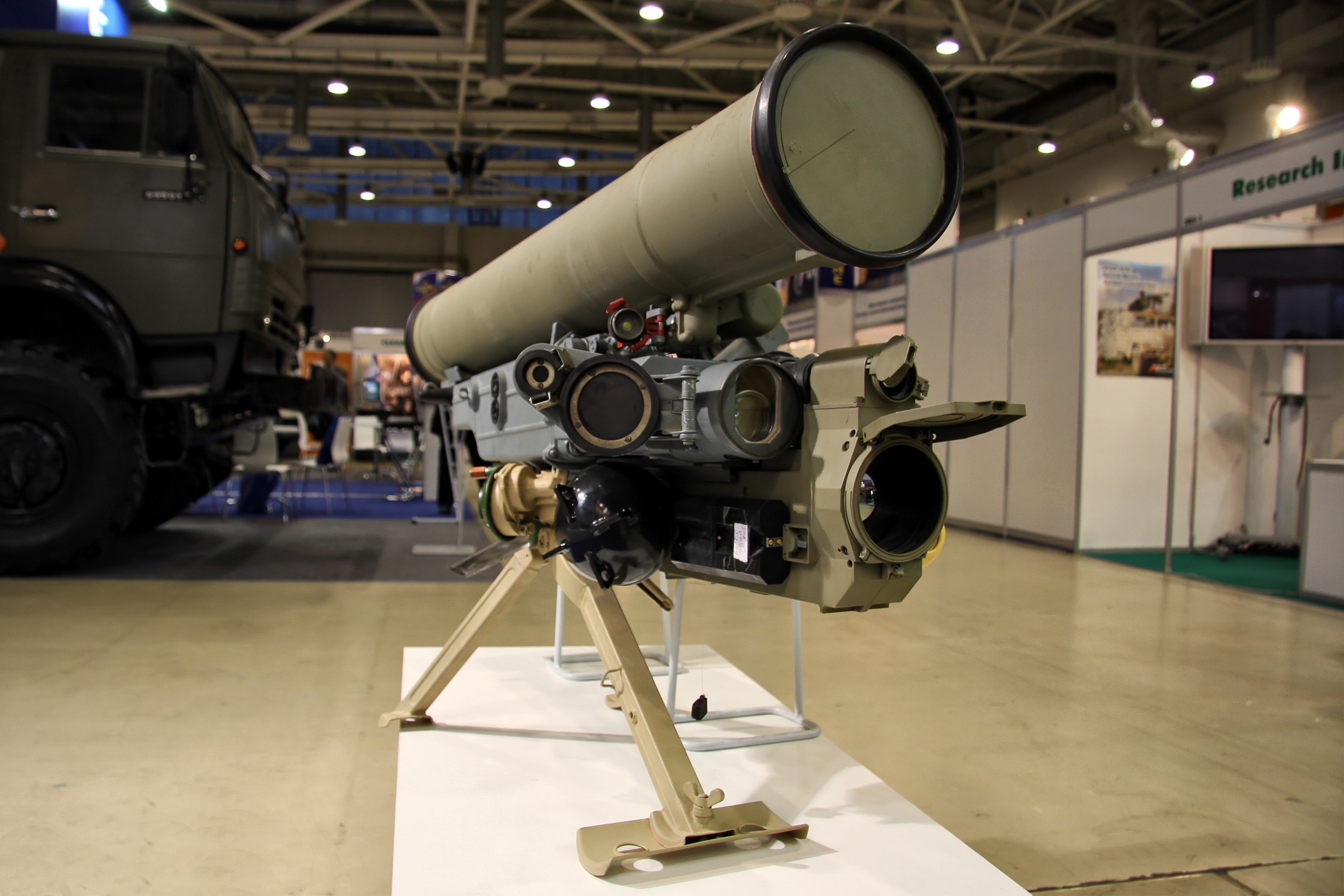 Antitank_missile_system_Metis-M1.jpg