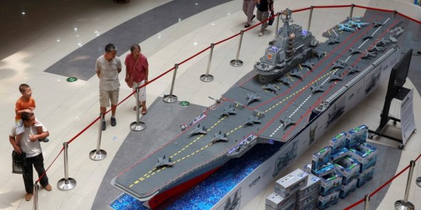 la-chine-va-se-doter-d-un-deuxieme-porte-avions.jpg