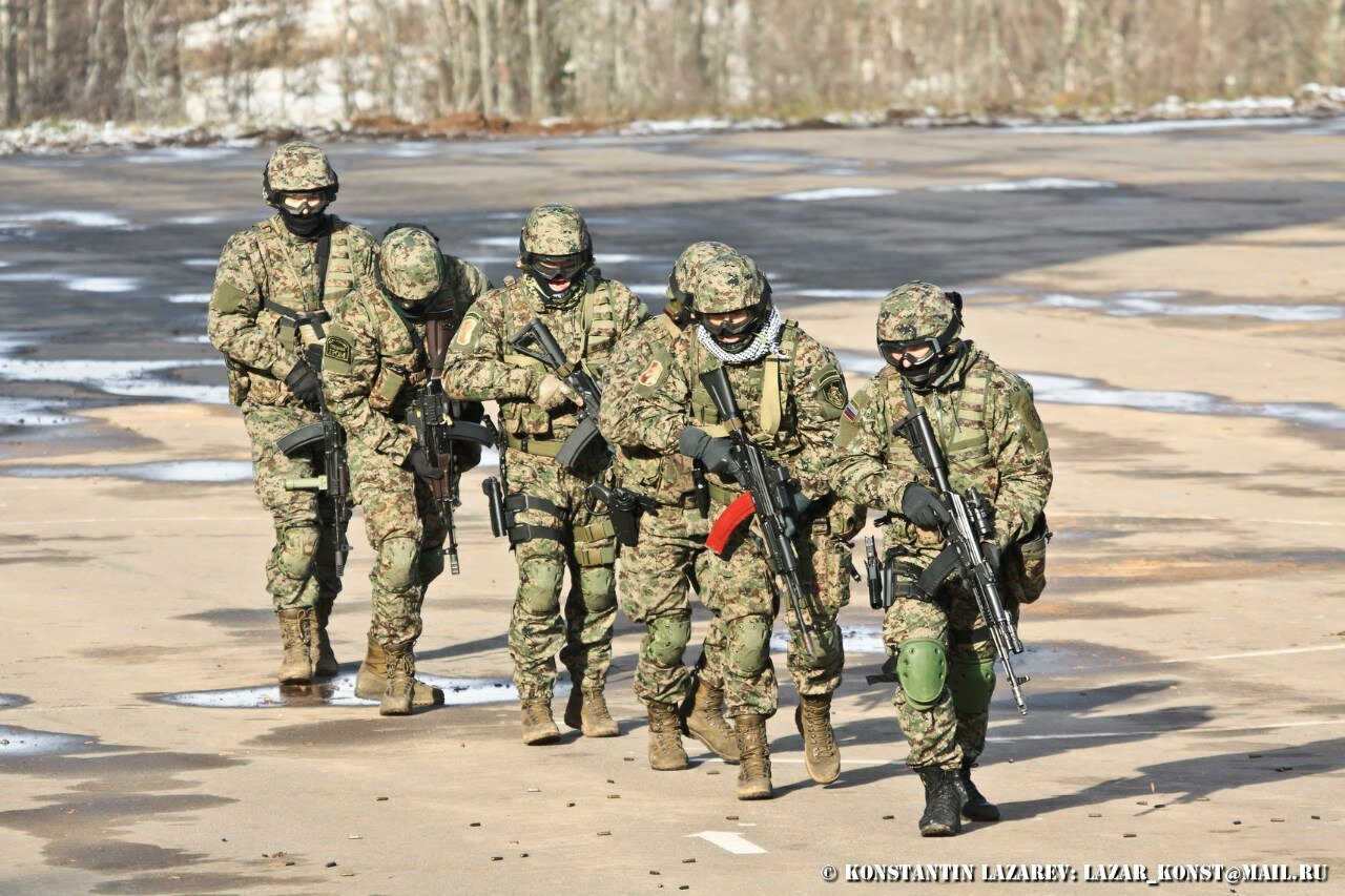 0_8bac9_779d9f51_XXXL.jpg
