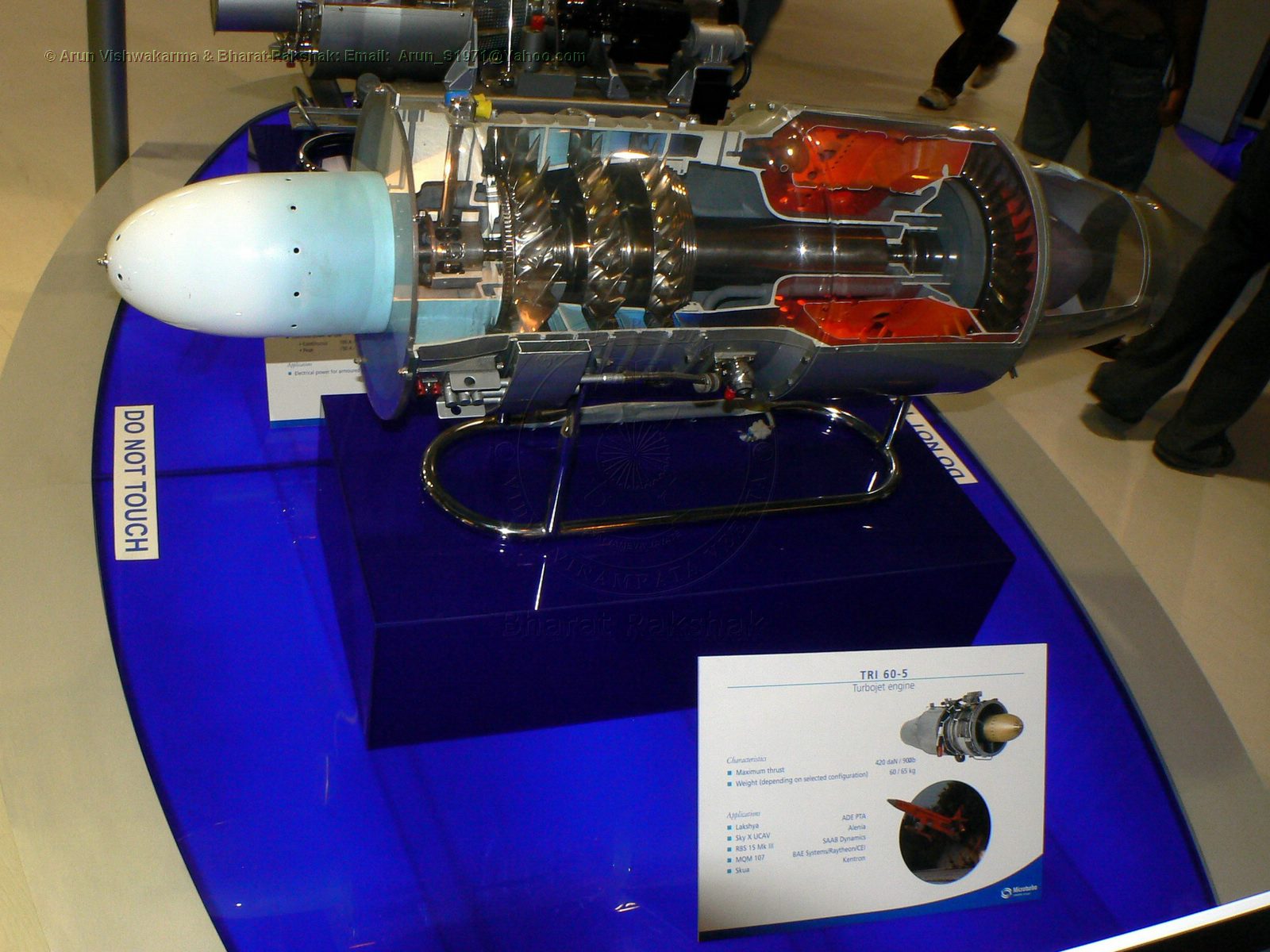 P1020455_TRI60-5+Turbojet_thrust-900lb_Mass-60-65Kg.jpg