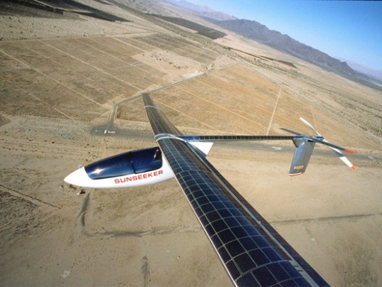 Sunseeker-Duo-Solar-Powered-Flight-Two-Man-Airplane-Kickstarter-Solar-Flight-Inc-1-537x404.jpeg