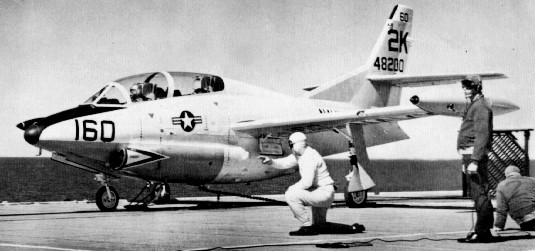 T-2A_on_USS_Antietam_catapult_c1961.JPG