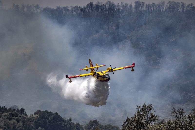 canadair_incendie_3.jpg