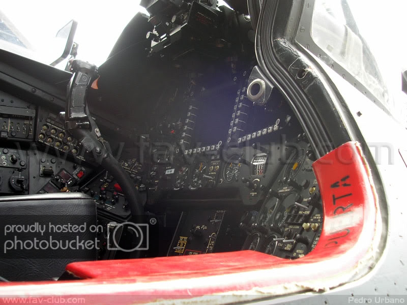 mi35cockpit.jpg