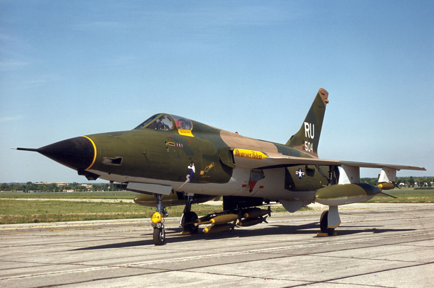 Republic_F-105D_Thunderchief_USAF.jpg