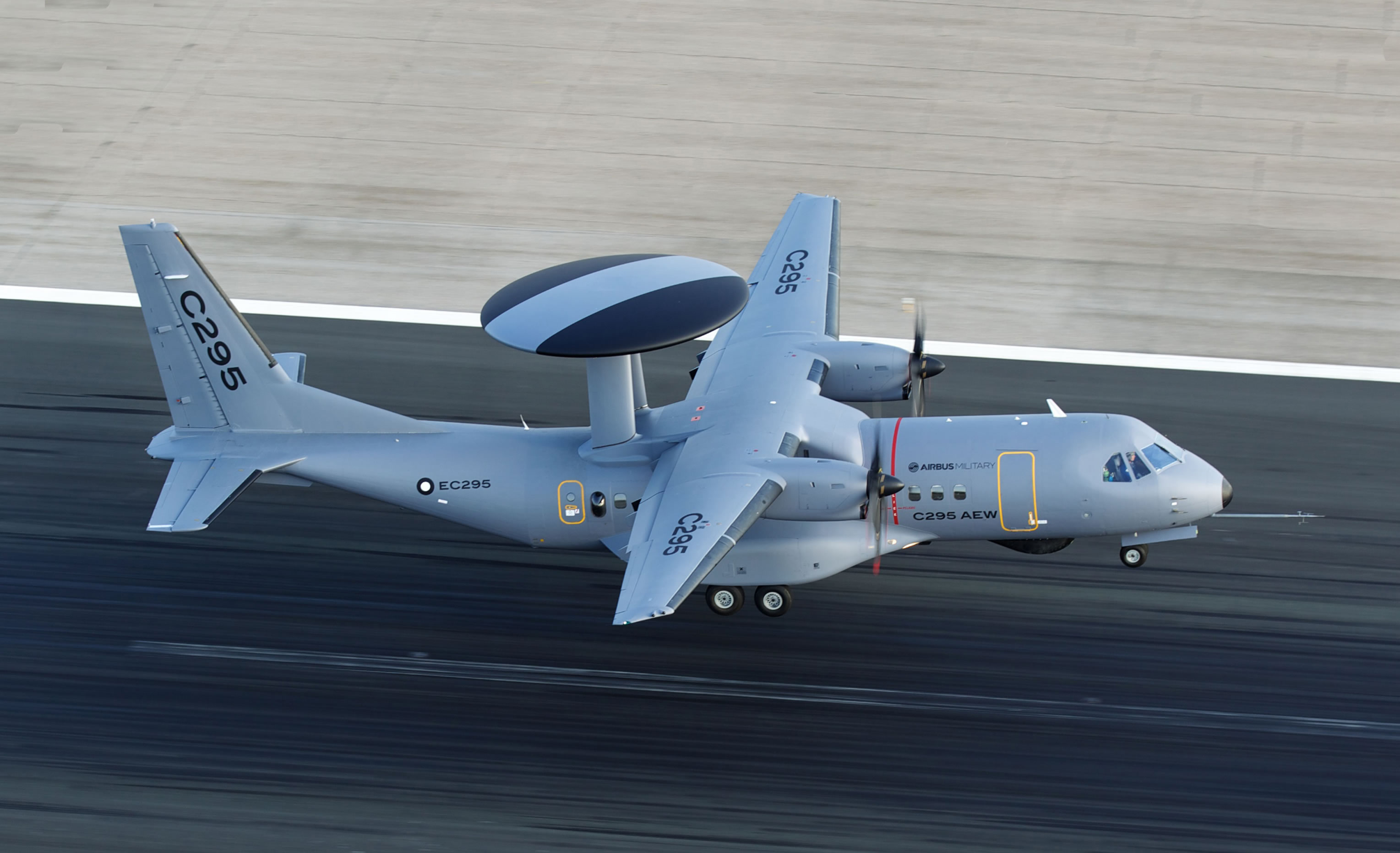 c295_aew1_in.jpg