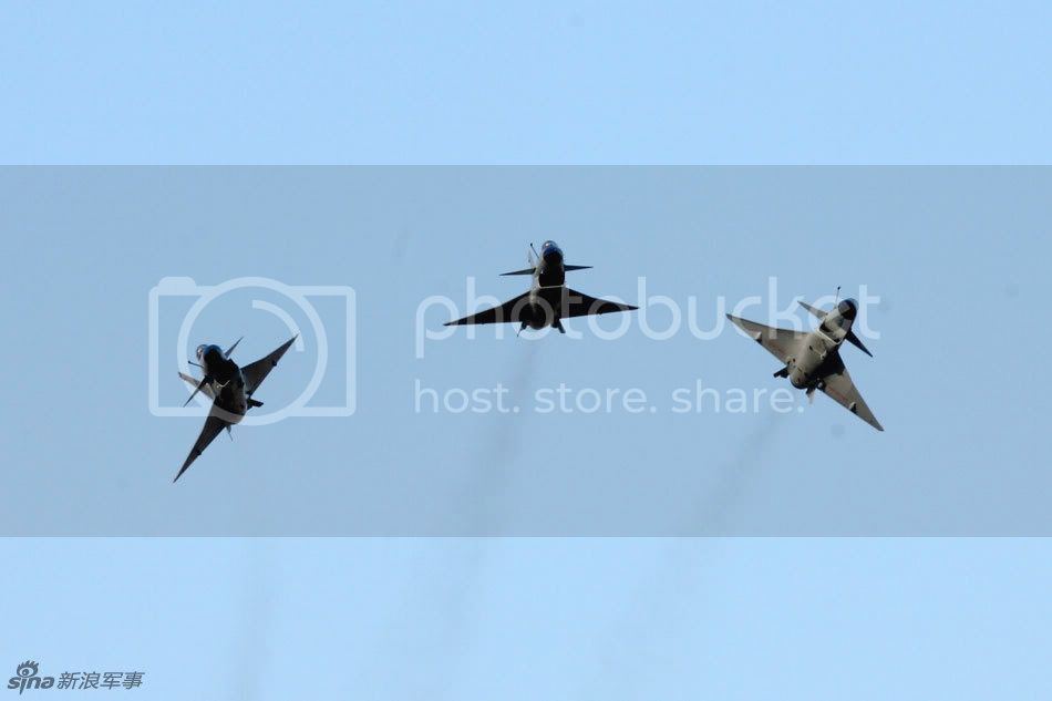2hqcp4x.jpg