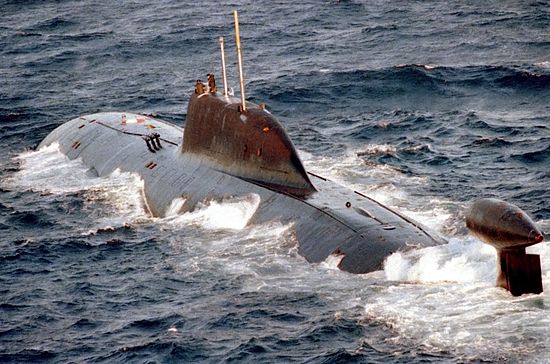 550px-Akula_class_submarine.JPG