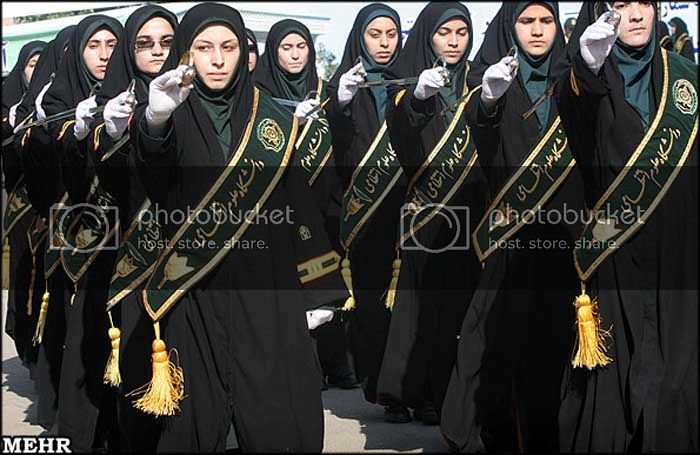 military_woman_iran_police_000166jpg.jpg