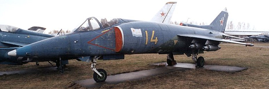 ru_monino_aircraft_yak38_02.jpg