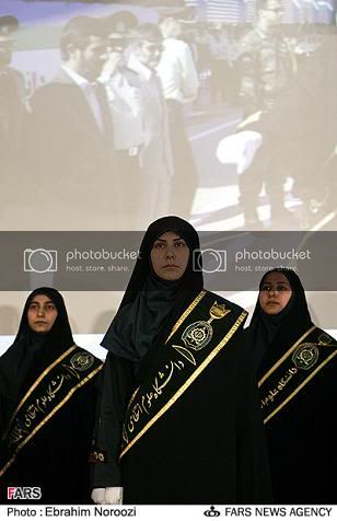 military_woman_iran_police_000095jpg.jpg