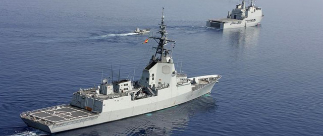 2013041499fragata_dentro.jpg