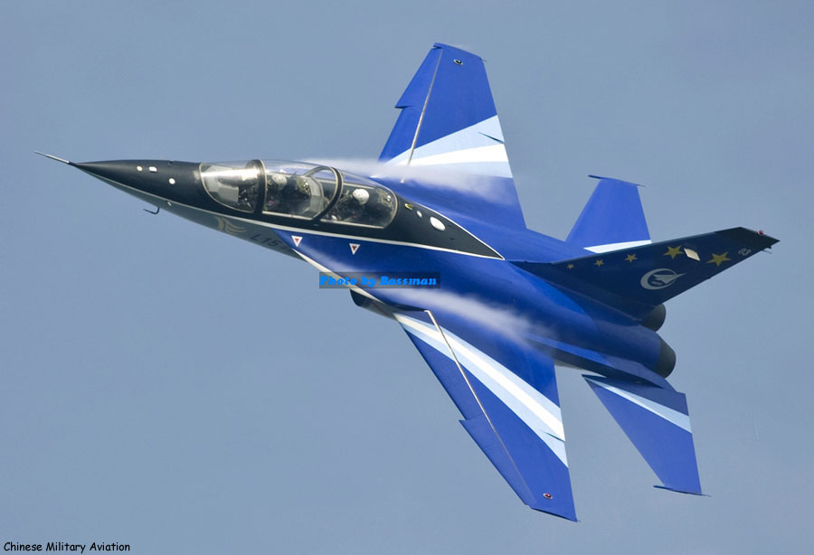 L-15_03c-709570.jpg